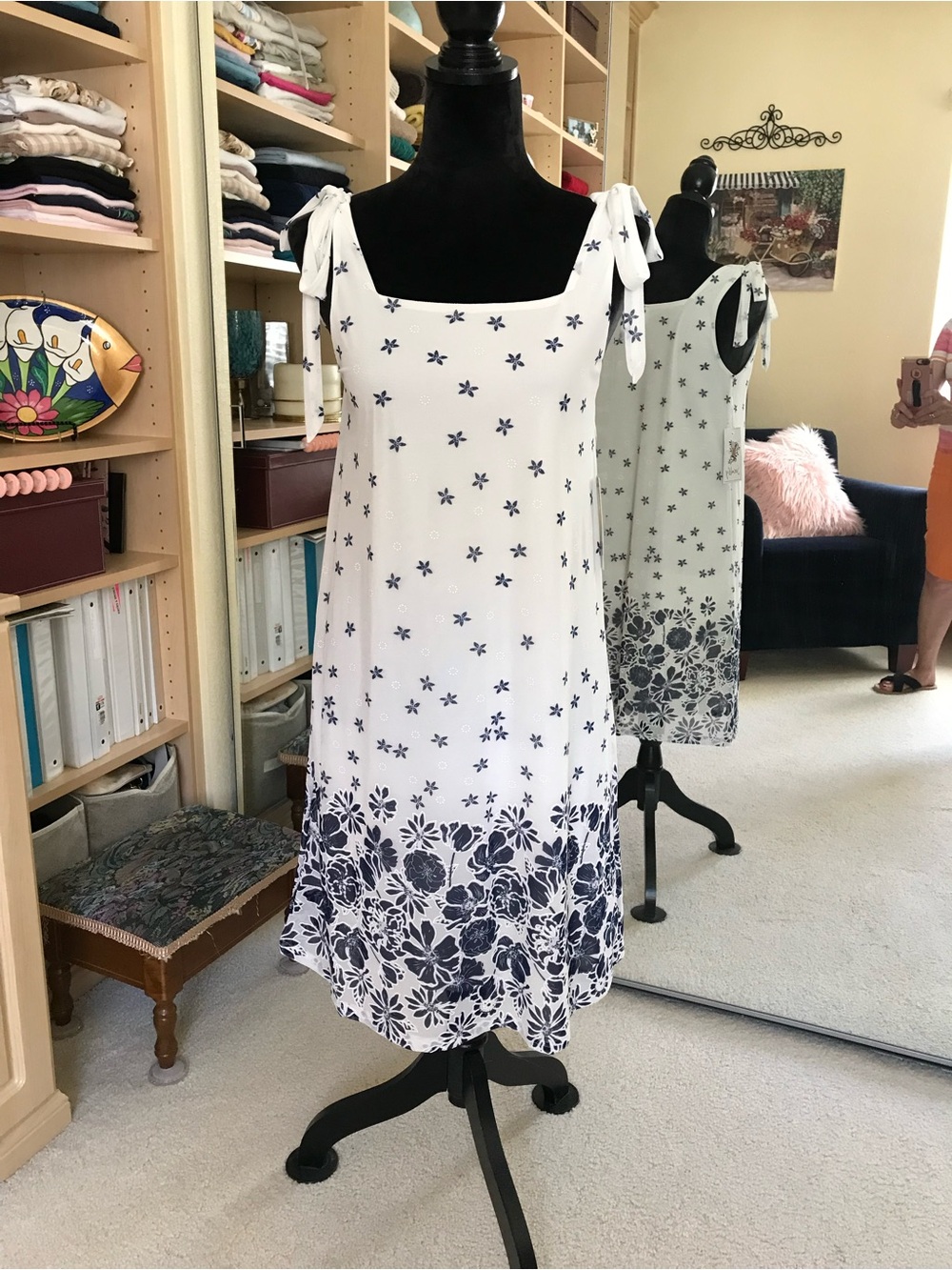 Siren Lily White and Navy Floral Tie-Shoulder Chemise Dress